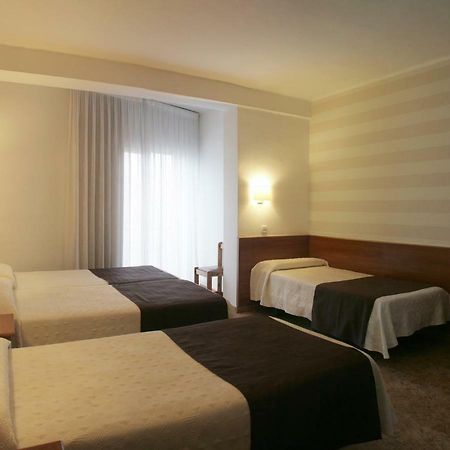 Hotel Costa Brava Blanes Bagian luar foto