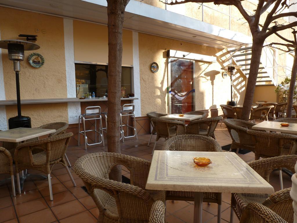 Hotel Costa Brava Blanes Bagian luar foto