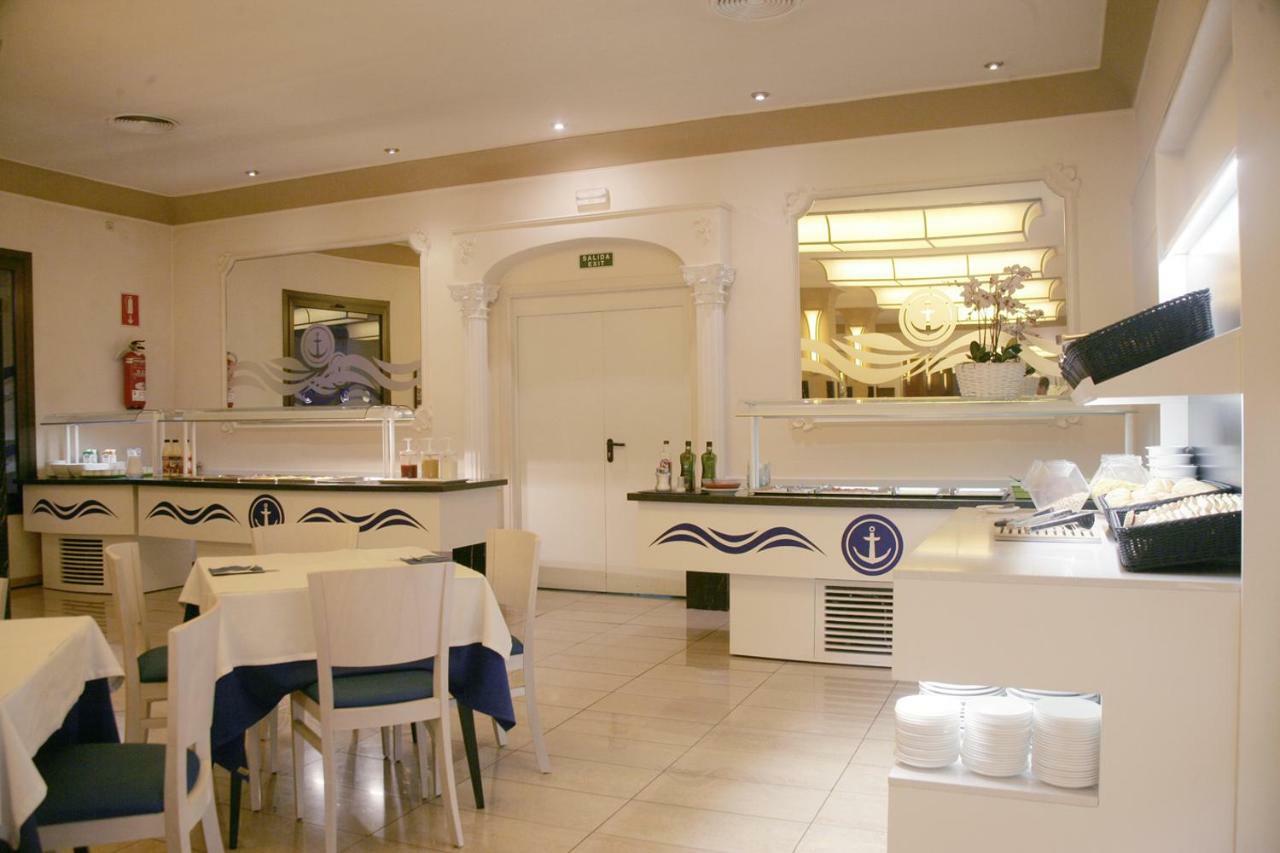 Hotel Costa Brava Blanes Bagian luar foto