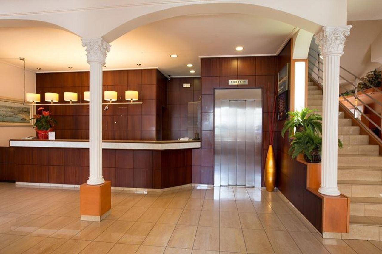 Hotel Costa Brava Blanes Bagian luar foto